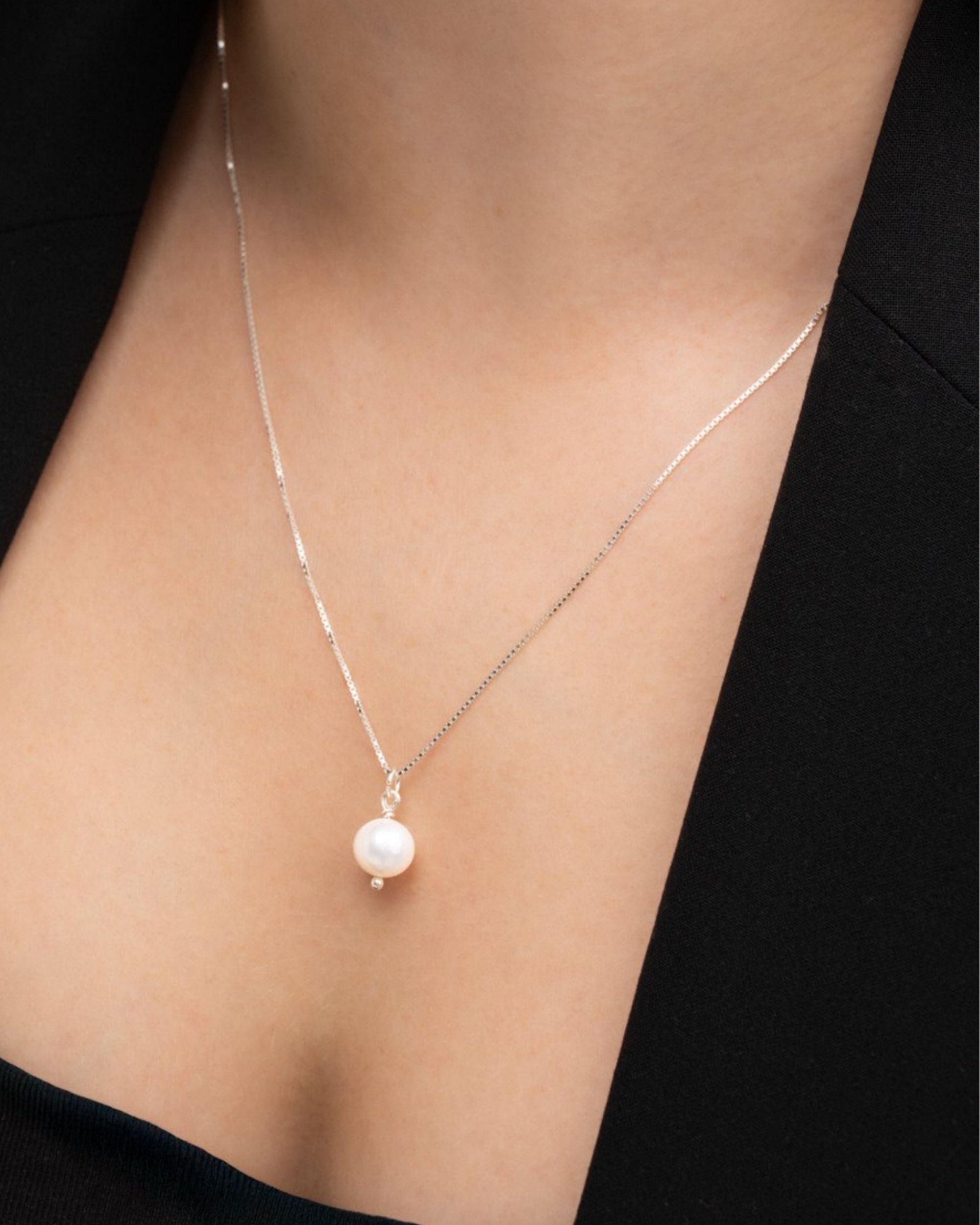Luna Necklace