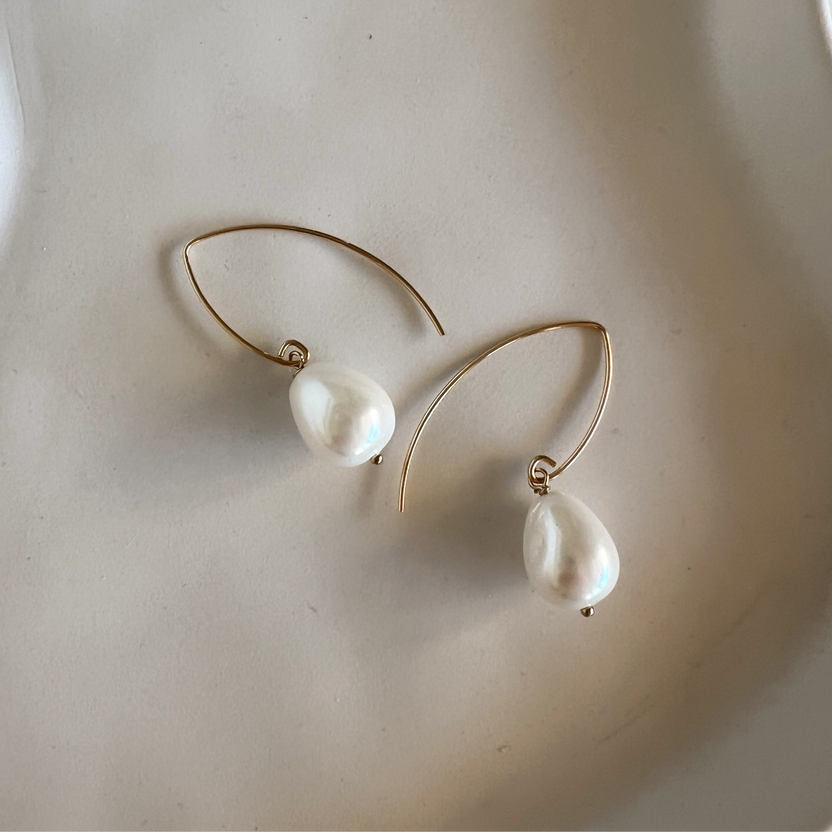 Arina Earrings