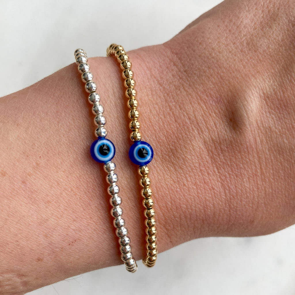 Nazar evil eye bracelet on wrist – handmade jewellery Finland