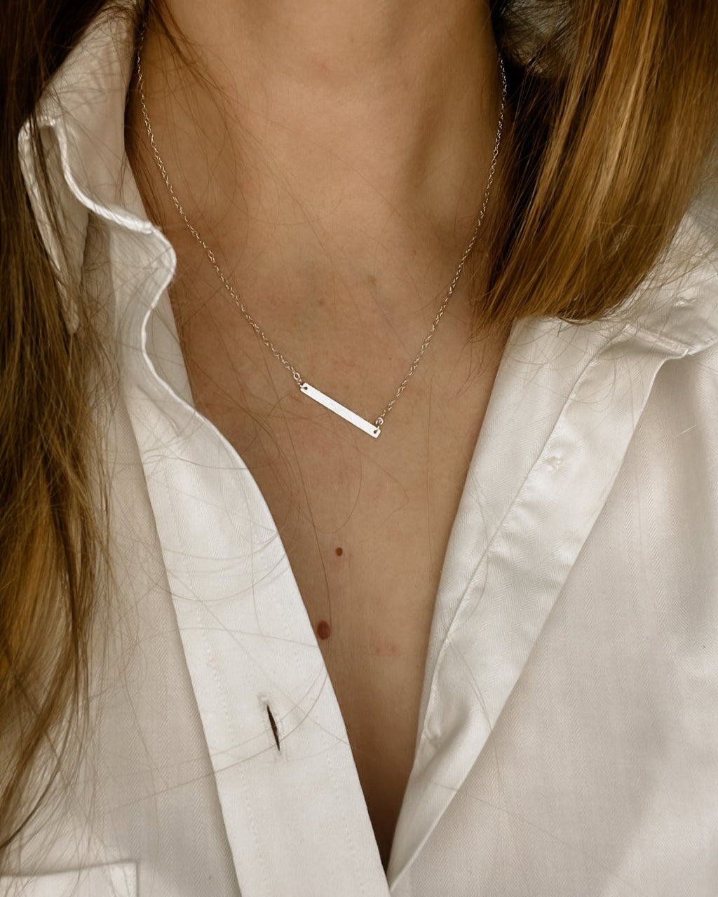 Sylva silver necklace on model – Omasi Collection